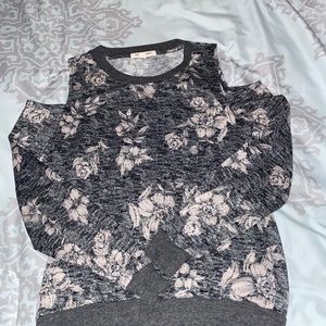 Floral shoulder cutout sweater